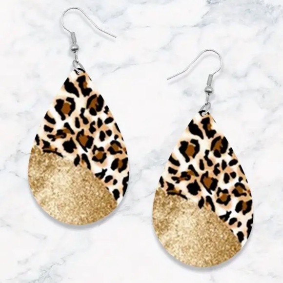 Leopard print earrings combined with waterdrop shape golden design - NWT - Picture 1 of 3